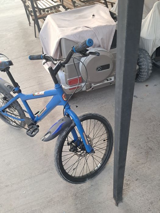 Velik xolati yaxshi razmer 20 teshilmidigan pakrishka qoyilgan