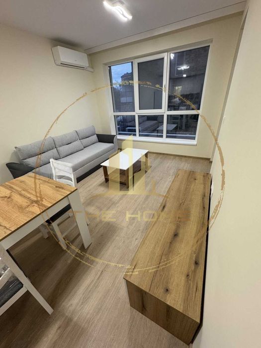 Дава се под наем Двустаен апартамент в Варна, Изгрев - 65 кв.м за 550 € - Снимка #1