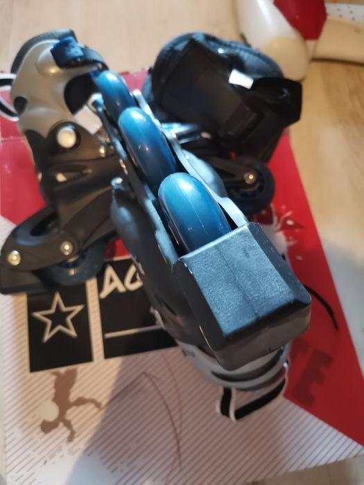 Ролери и протектори за ръце. Чисто нови.