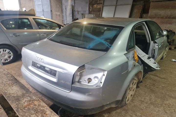 Piese Audi A4 2002 1.9 TDI 5MT (130 hp)