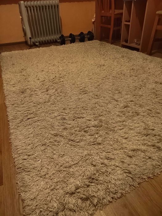 Бял килим шаги 232 158