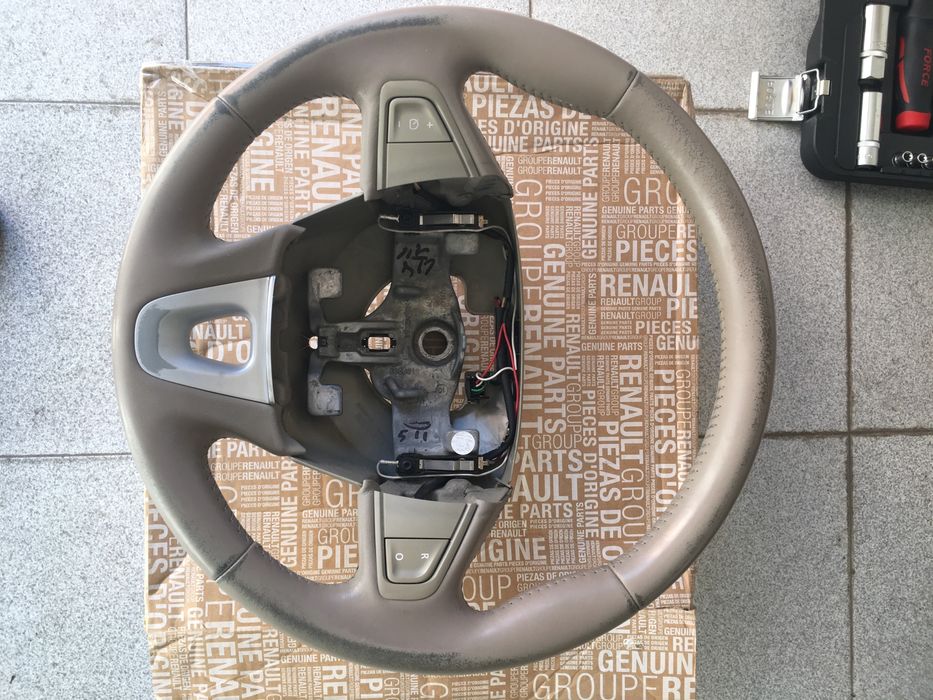 Волан Рено Renault