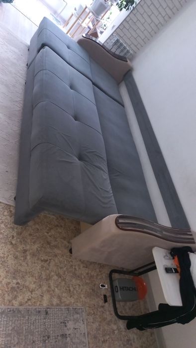 Продам б/у диван