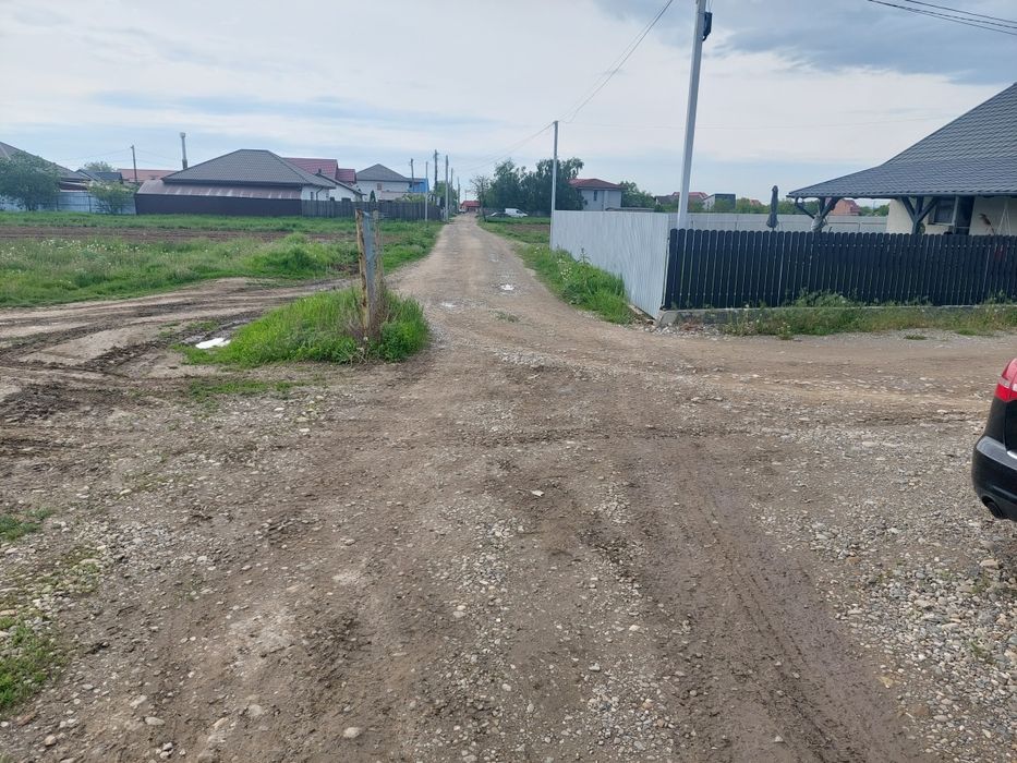 Vând loturi teren intravilan Lilieci