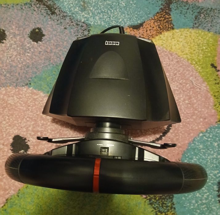 Volan si pedale de gaming HORI