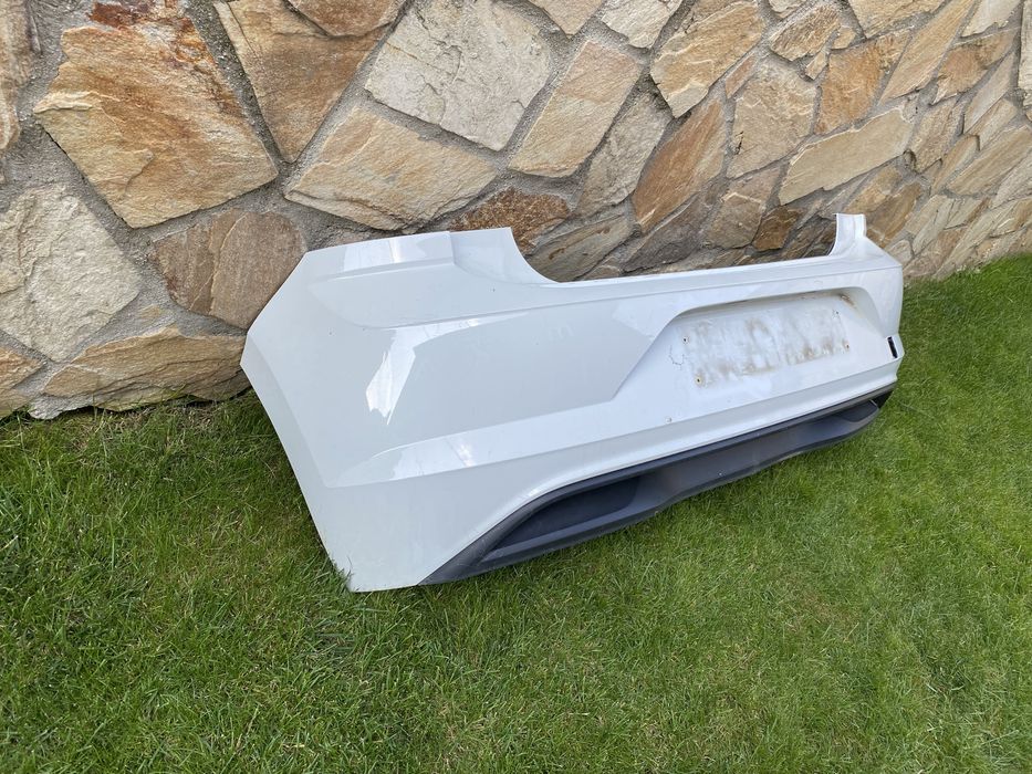 Броня задна за фолксваген поло 2018г