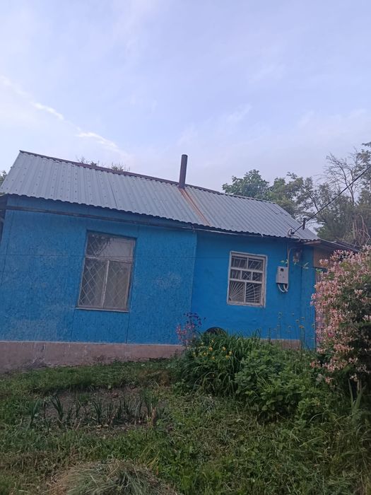 Продаётся дача в широкой щели