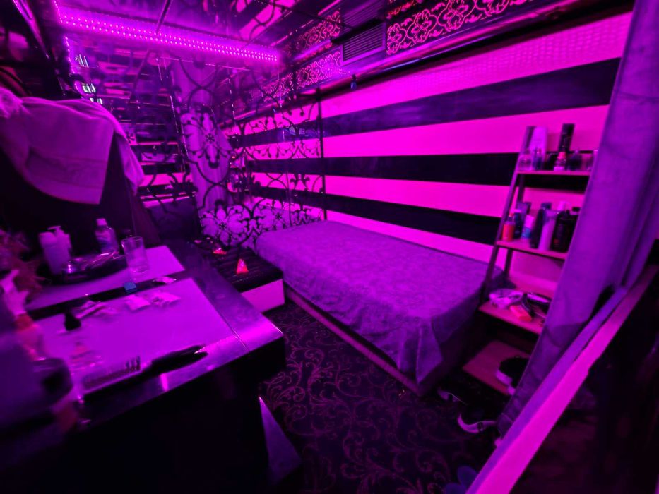 Продава се Офис в Русе, Център - 947 кв.м за 754 €/кв.м - Снимка #4