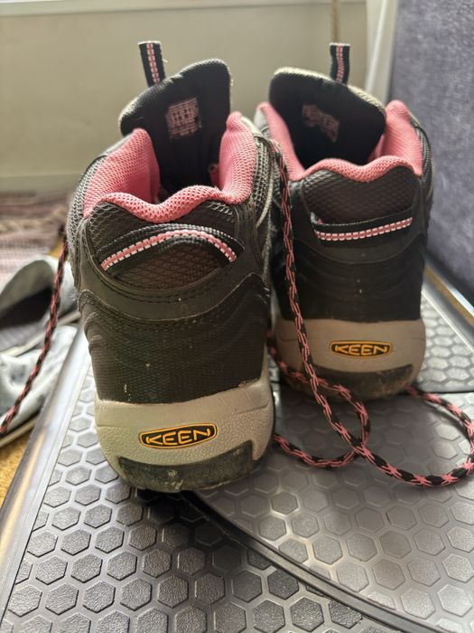 Туристически обувки Keen, 39н, 25.5см