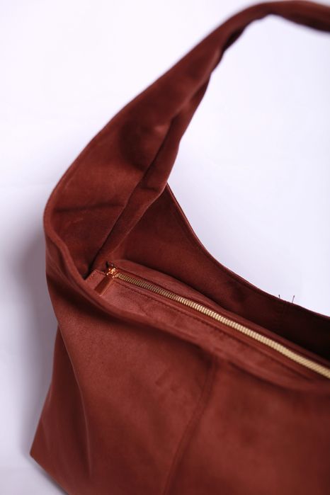 Сумка шоппер в стиле Хобо