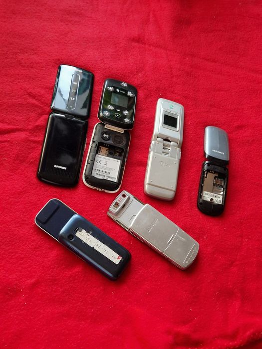 Telefon pentru colecție sau piese, fara accesorii