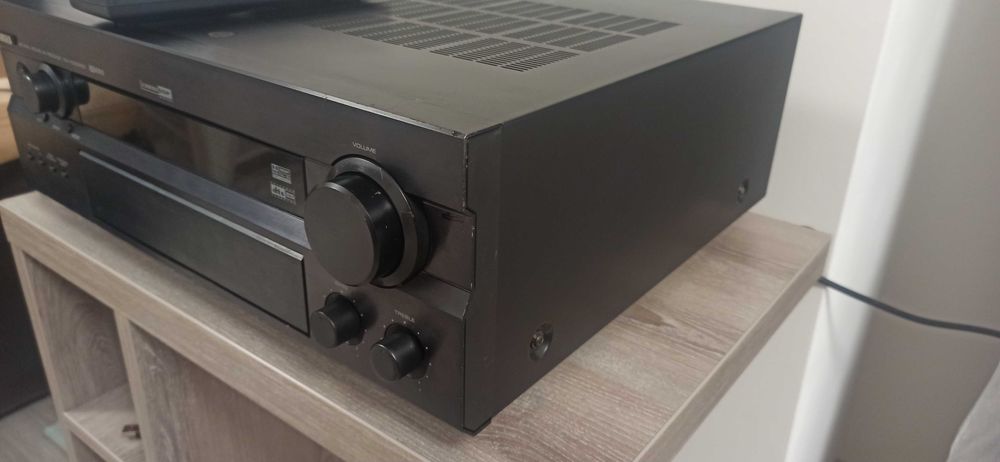 Yamaha RX-V1300RDS 6.1 канала дистанционно