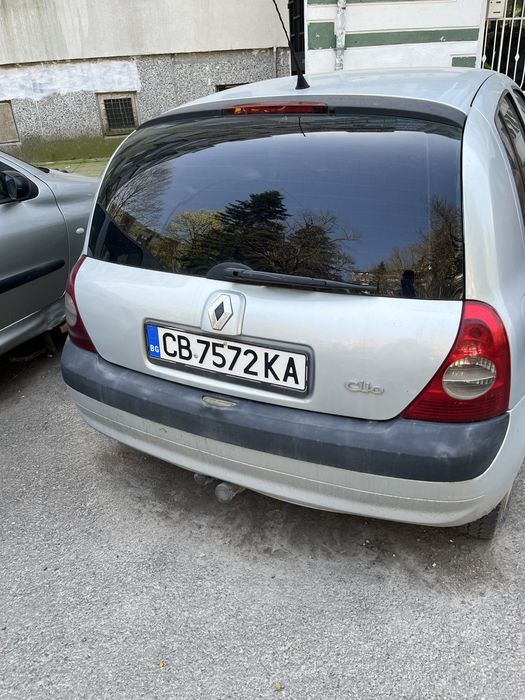 Продавам Рено Клио 2 дизел 1,4
