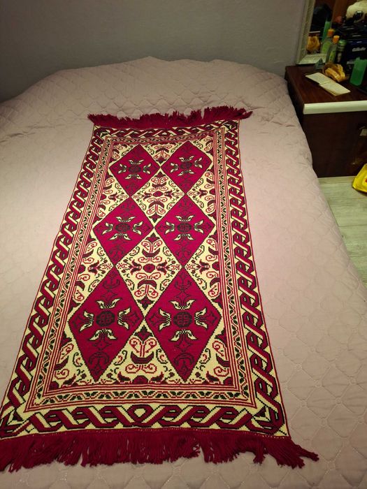 Килимчета за стена