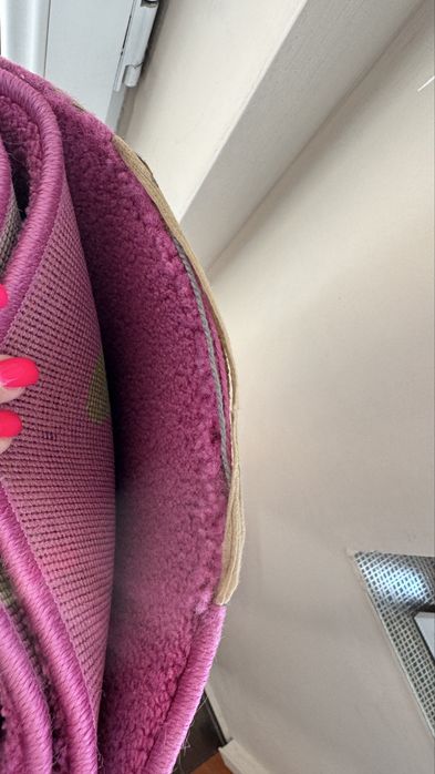 Детски килим с пеперуди