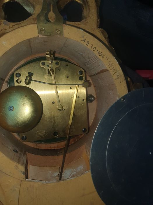 Стари стенни часовници