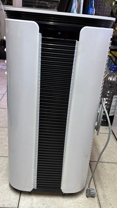 Aer condiționat mobil cu tub de evacuare