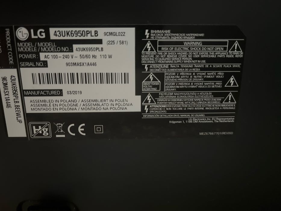 televizor Smart TV LG de 109 cm (43 inch), model exact 43UK6950PLB.