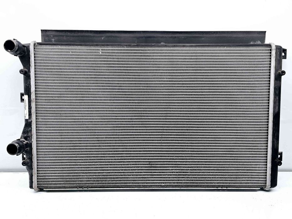 Radiator apa Volkswagen Passat B6 (3C2) [Fabr 2005-2010] 5K0121251F 1.