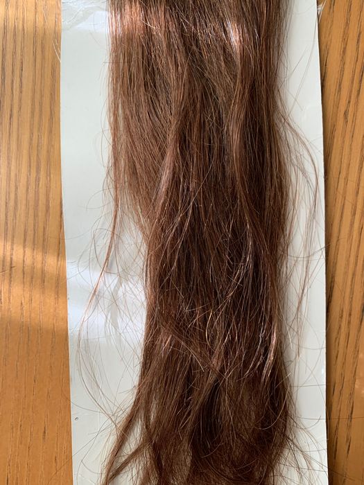 волосы на трессах