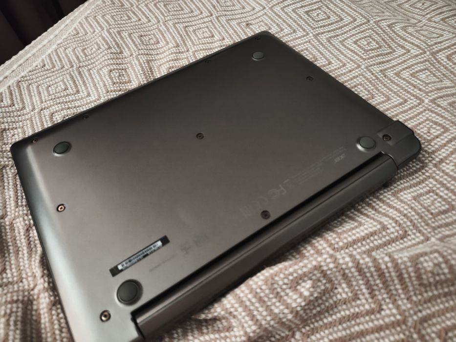 продам сенсорный ноутбук acer