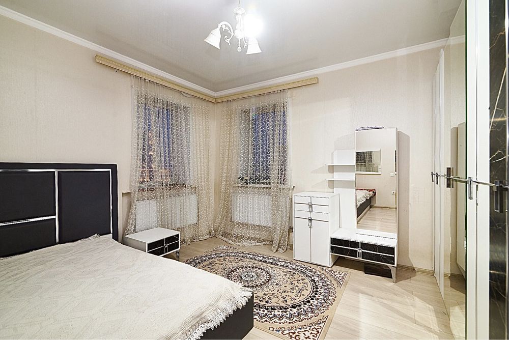 Продается 3 - х Комнатная Квартира