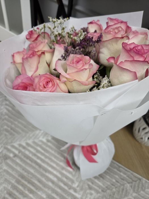 Красивый букет роз