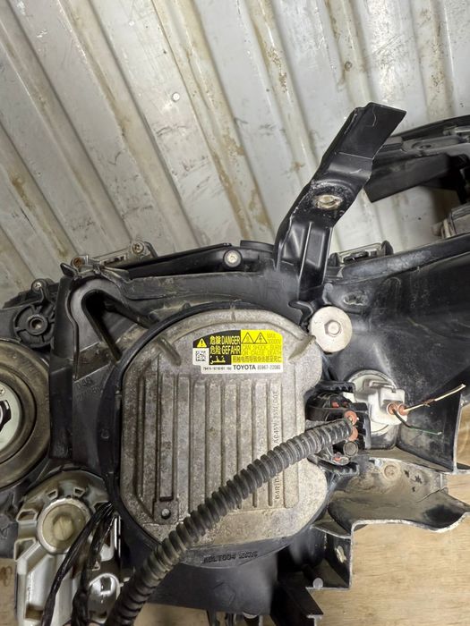 Камри 55 фар сатылады оригинал