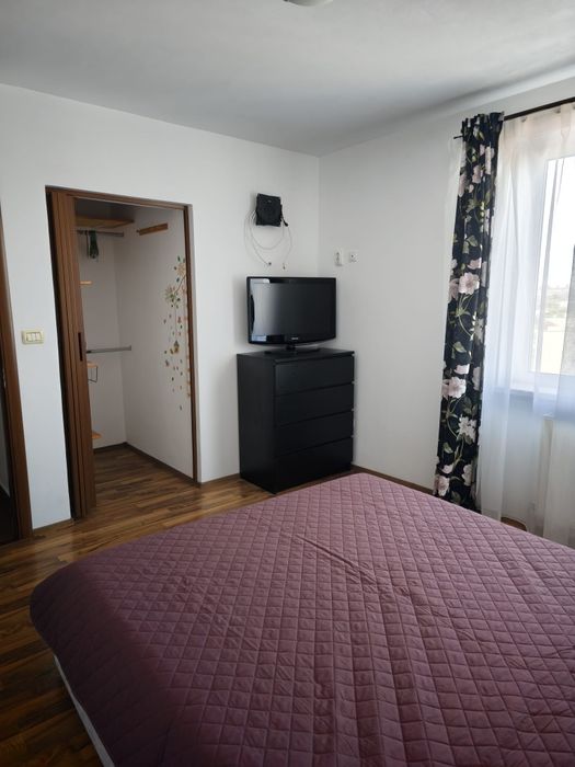 Apartament 2 camere de închiriat, Strada Spitalului, bloc nou(2011), izolat, cu lift