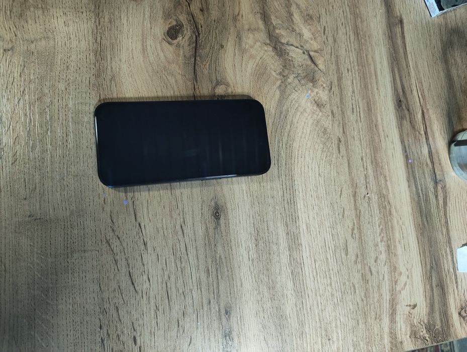 Продам iphone 15 pro 128gb