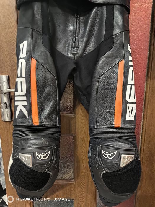 Мото екип Berik 2.0

Размер 48