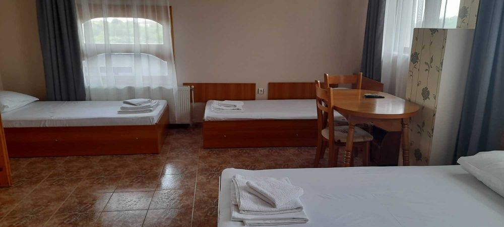 Продава се Хотел в Каварна - 1200 кв.м за 638 €/кв.м - Снимка #14