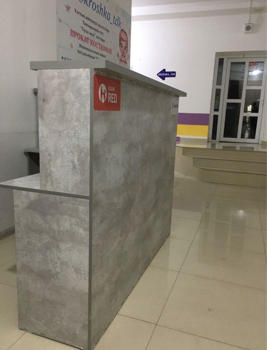 Ресепшн мебель