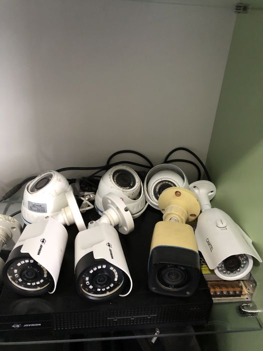 Kamera AHD 8 ta + 1 ta bonus Jovision Nvr