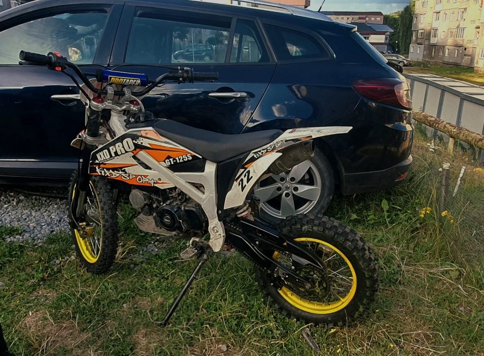Vând Kxd GT-125 S