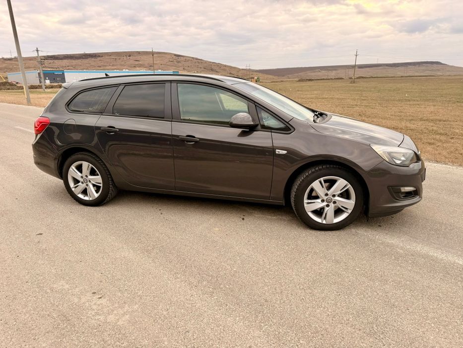 Opel Astra j 2015 1.6 diesel distribuție schimbată