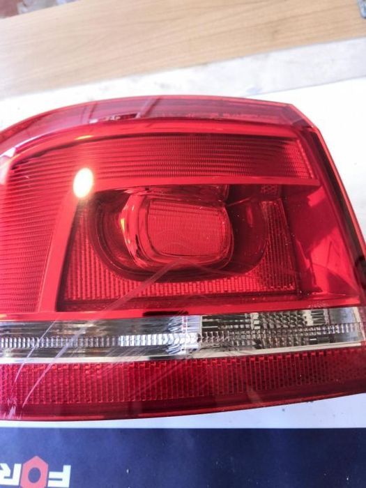 stop tripla aripa stânga Volkswagen Passat B7 variant