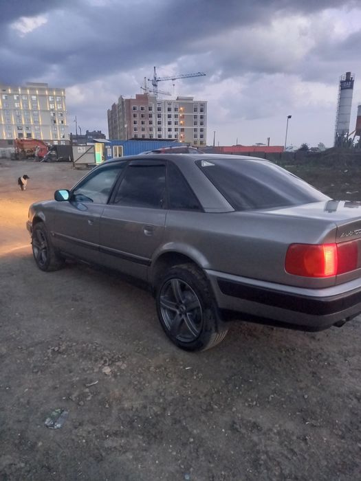 Продам ауди 100с4
