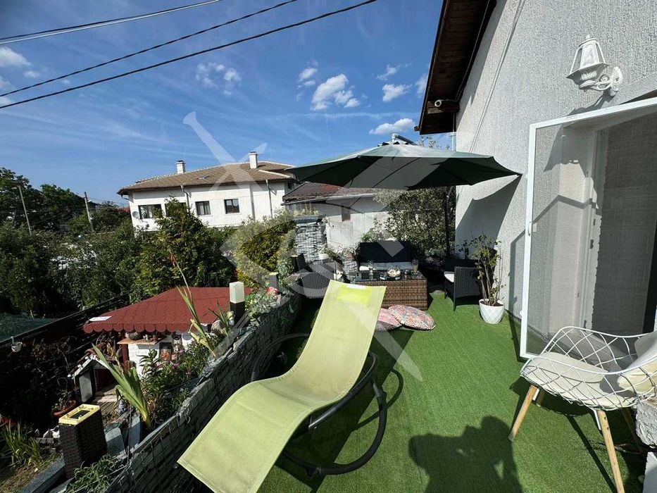 Продава се Етаж от къща в с. Волуяк, Област София-град - 200 кв.м за 1123 €/кв.м - Снимка #4