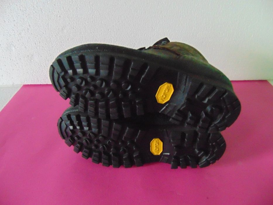 Meindl vibram номер 40 Оригинални ловни туристически обувки