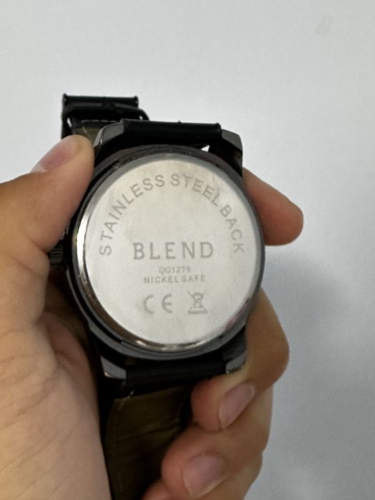 Продам часы Blend