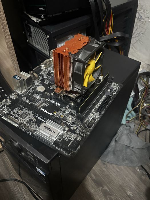 Материнская плата