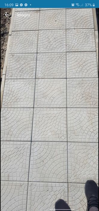 Pavaj pietonal cu model. 30x30x3cm