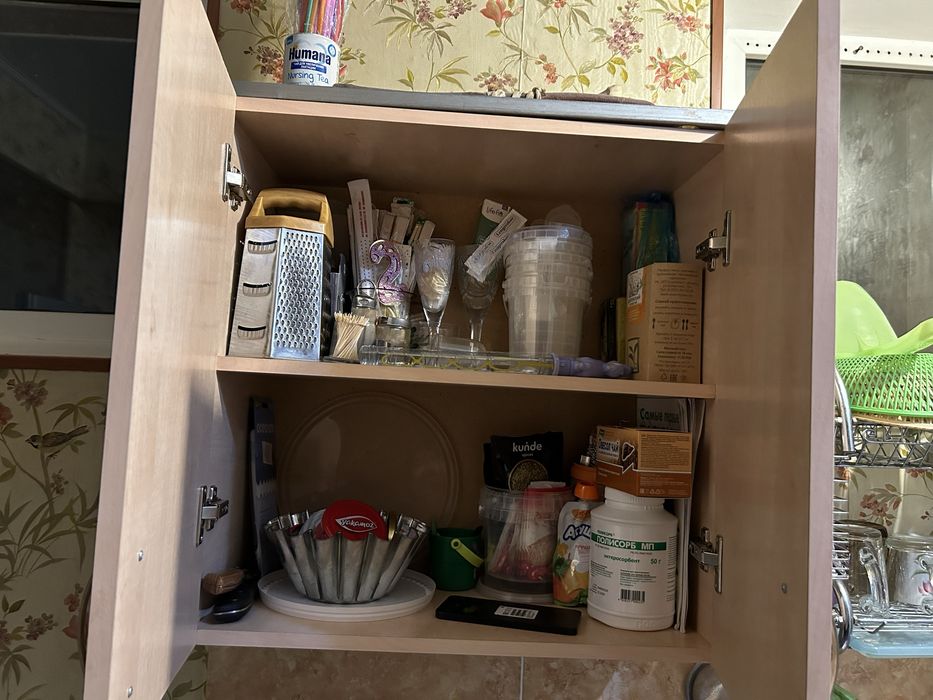 Шкафчик нависной