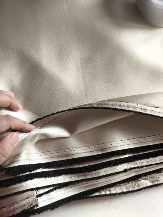 Шторы блэкаут рулонные