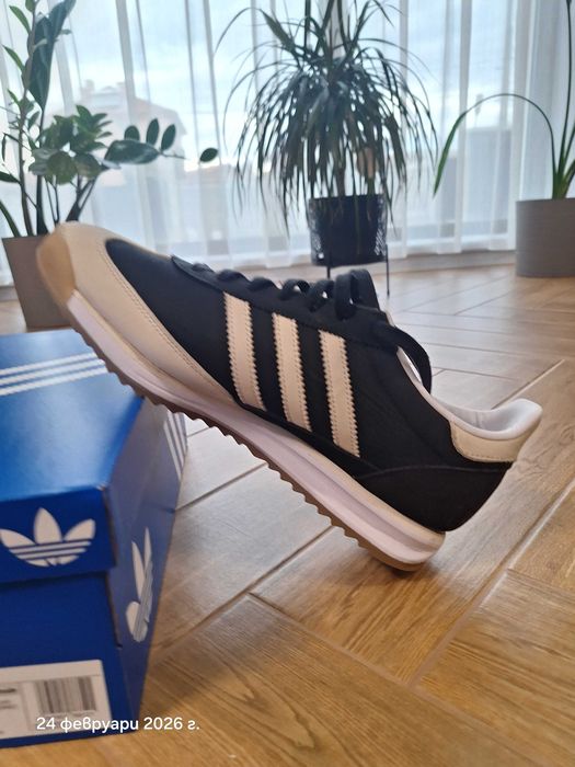 Кожени маратонки adidas sl  72