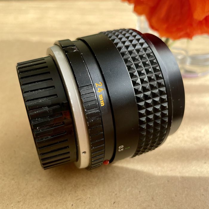 Minolta Rokkor 24mm 2.8