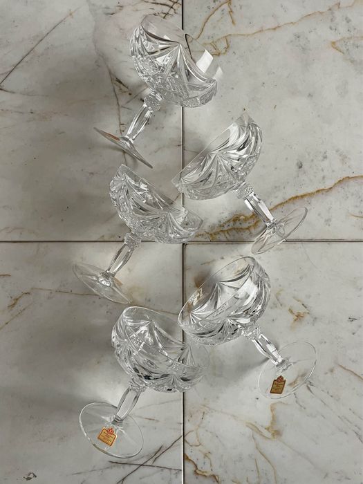 5 кристални чаши за шампанско