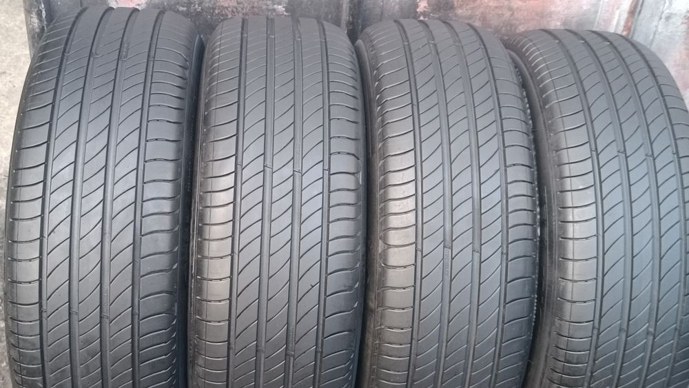 215/60/16 Michelin
