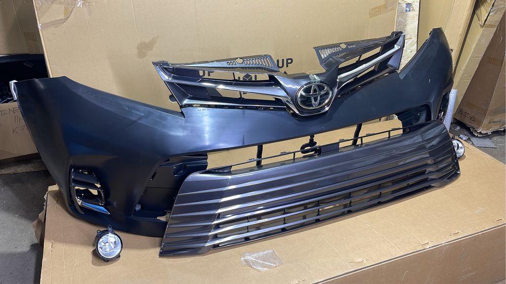 Задний бампер Тойота Сиенна